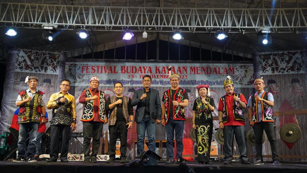 Bupati Kapuas Hulu Tutup Festival Budaya Kayaan Mendalam Tahun