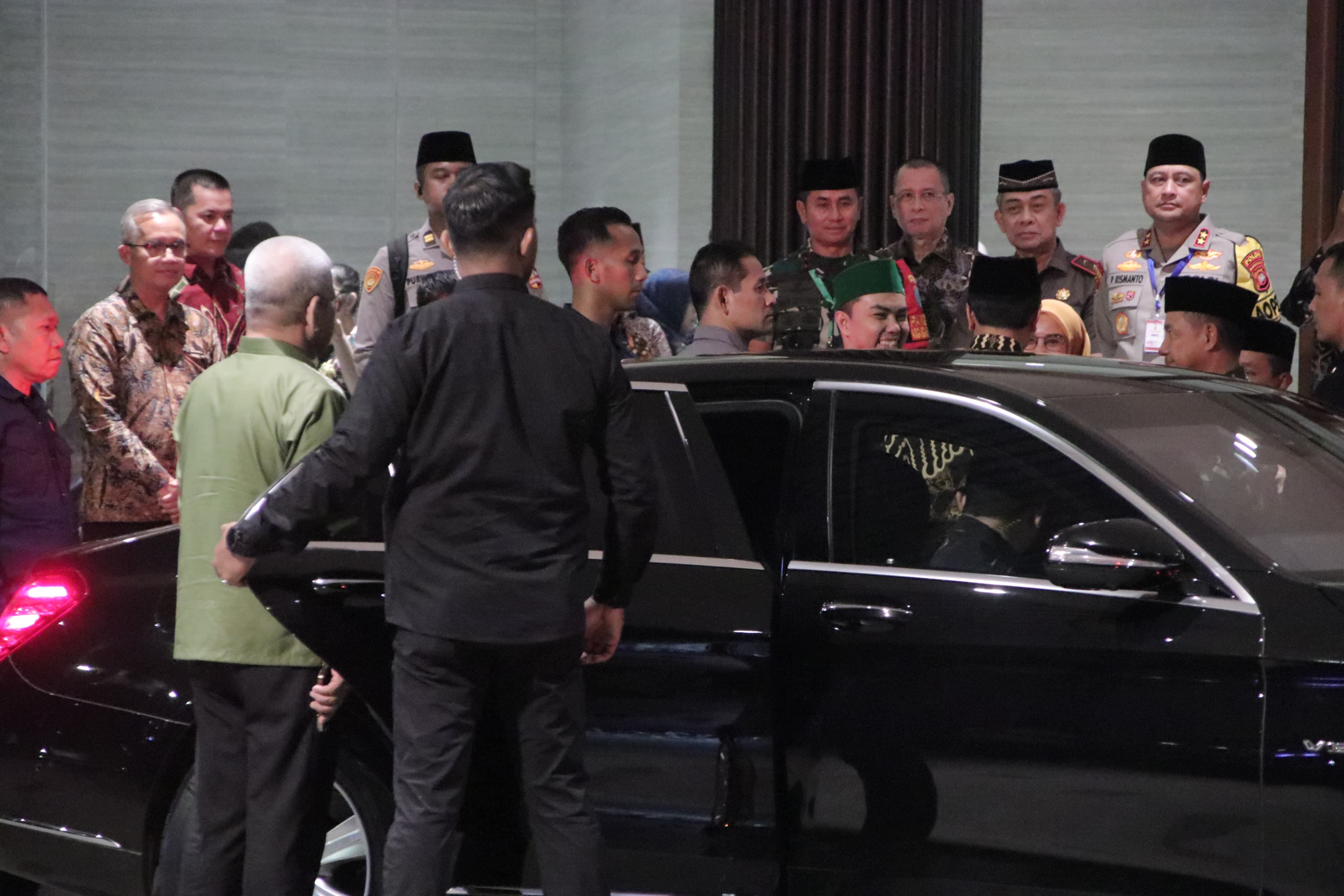 Pengen Ngomong Empat Mata, Presiden Minta Pulang Semobil dengan Pj Gubernur Harisson