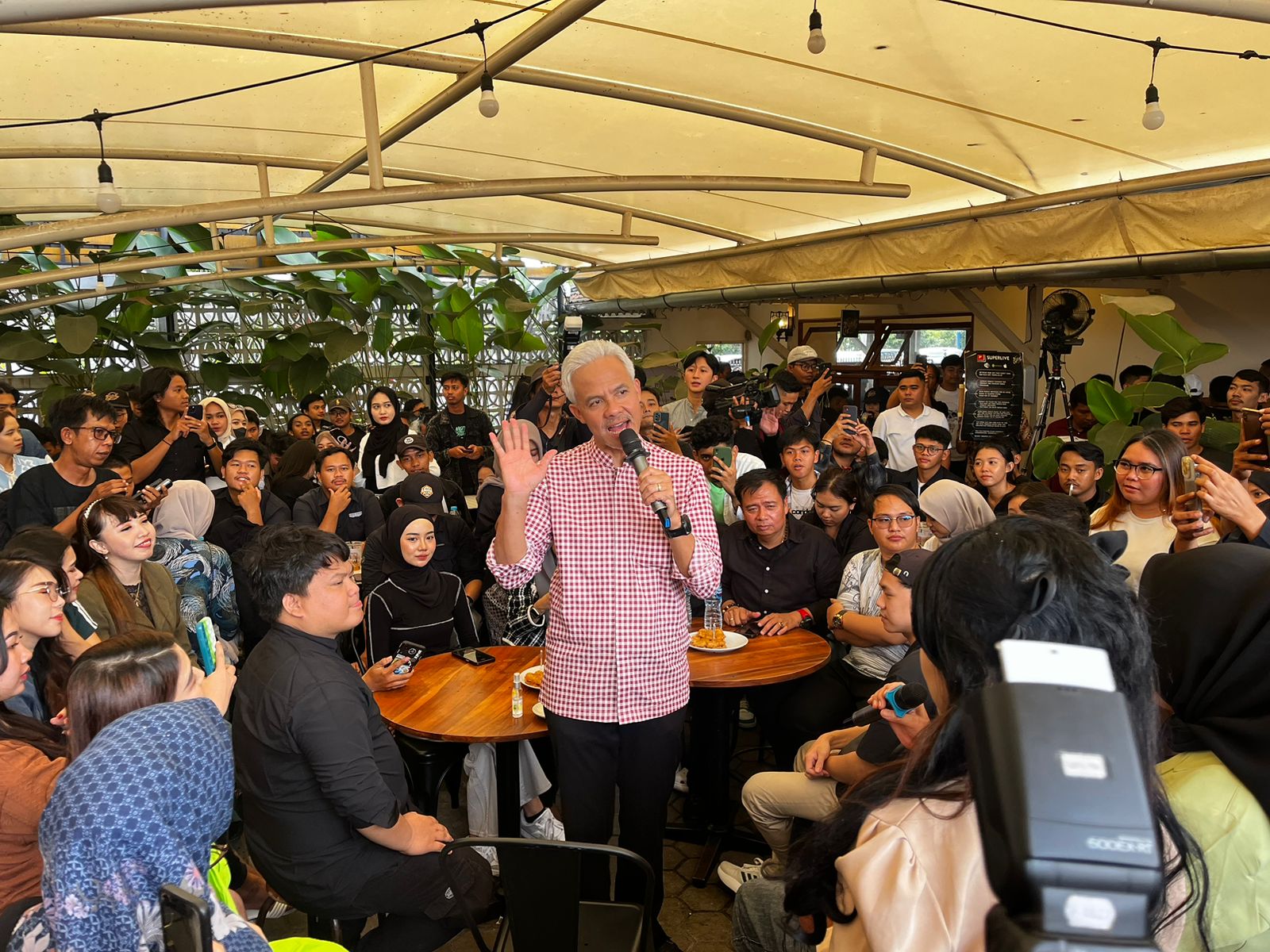 Terinspirasi Curhatan Anak Muda Pontianak, Ganjar Ingin Buat Creative Hub di Seluruh Indonesia