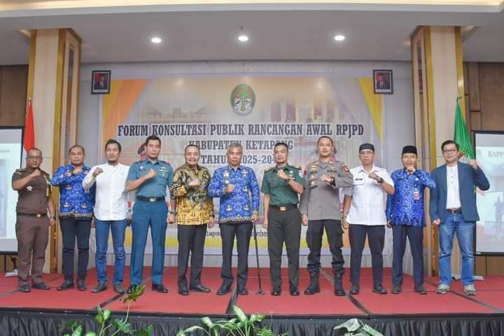 Bupati Ketapang Buka Forum Konsultasi Publik Rancangan Awal RPJPD 2025 - 2045