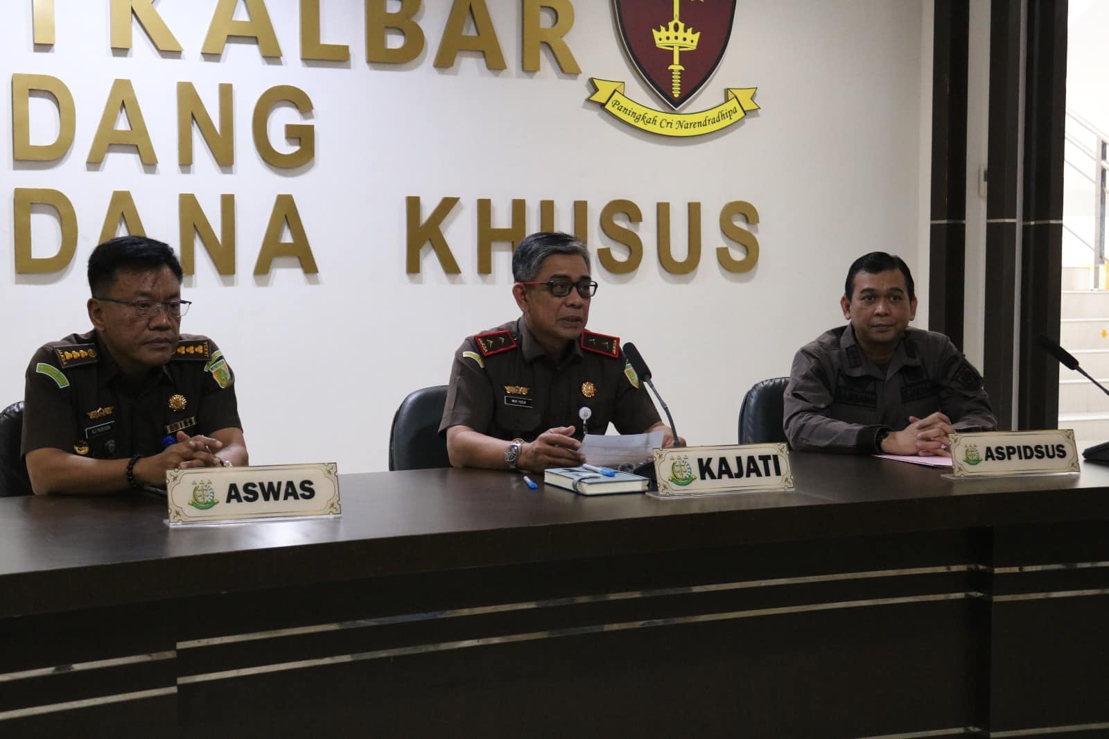 Kejati Kalbar Tetapkan Enam Tersangka Korupsi Pengadaan Kapal Ferry di Dishub Kapuas Hulu