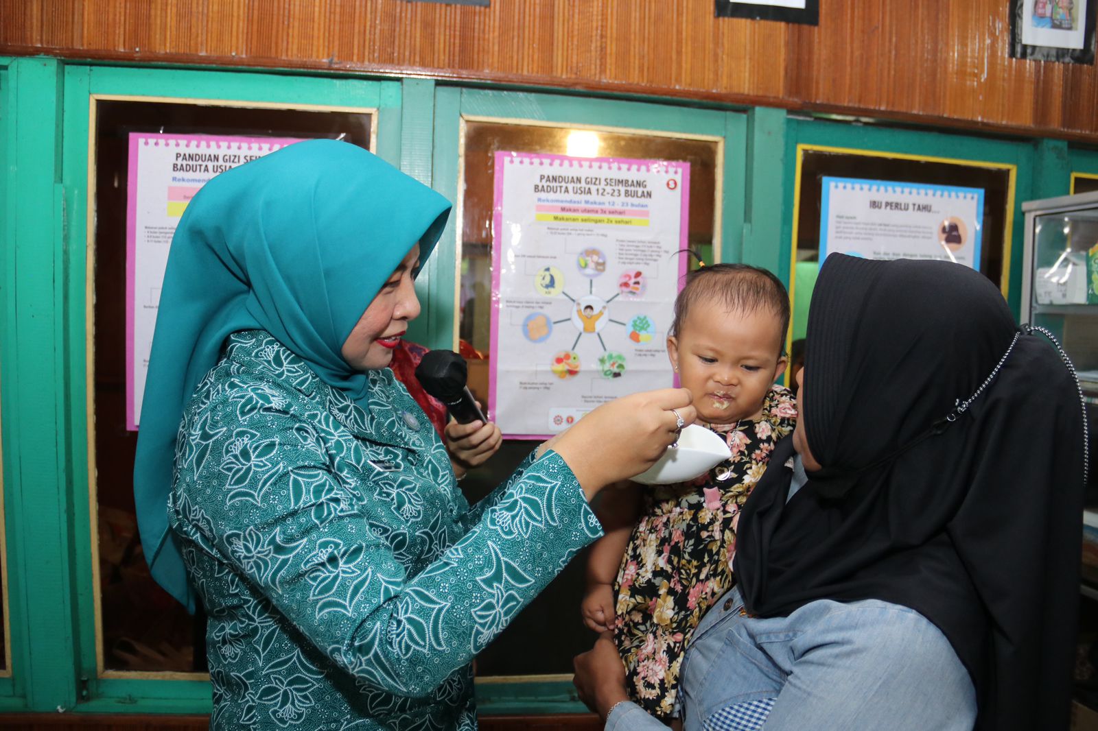 Windy Minta PKK Kabupaten Kota Lanjutkan Gerakan Turun Langsung Edukasi Gizi di Posyandu
