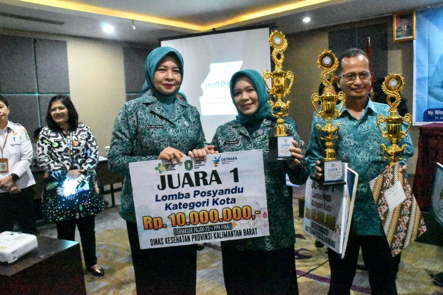 TP PKK Kalbar Inisiasi Berbagai Program Pola Hidup Sehat Turunkan Stunting