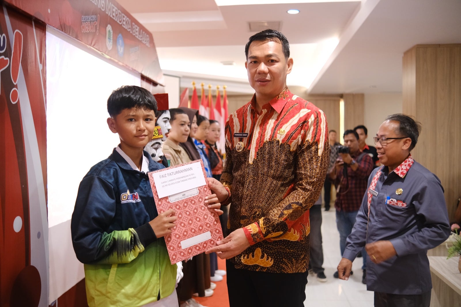 Bupati Kapuas Hulu Launching Program Merdeka Belajar