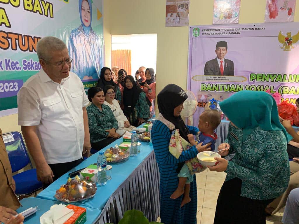 Jalankan Arahan Presiden, Pj Gubernur Kalbar Gencarkan Penyaluran Bantuan Sembako