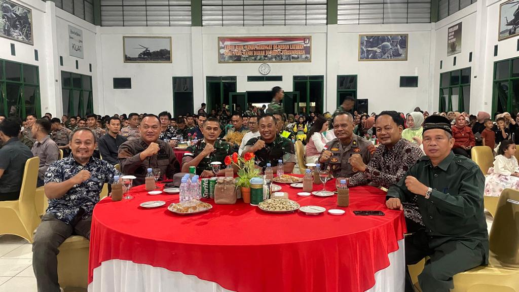 Dandim Putussibau Hadiri Acara Syukuran HUT ke-15 Yonif 644/Walet Sakti