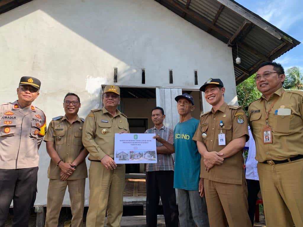 Program Bedah Rumah, Upaya Pemprov Kalbar Tekan Kemiskinan Ekstrem di Daerah