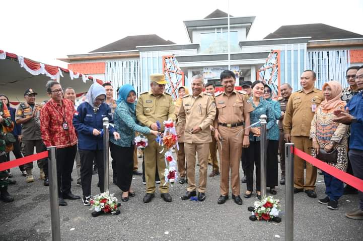 Pj Gubernur Kalbar Buka Gerakan Pangan Murah di Kabupaten Ketapang