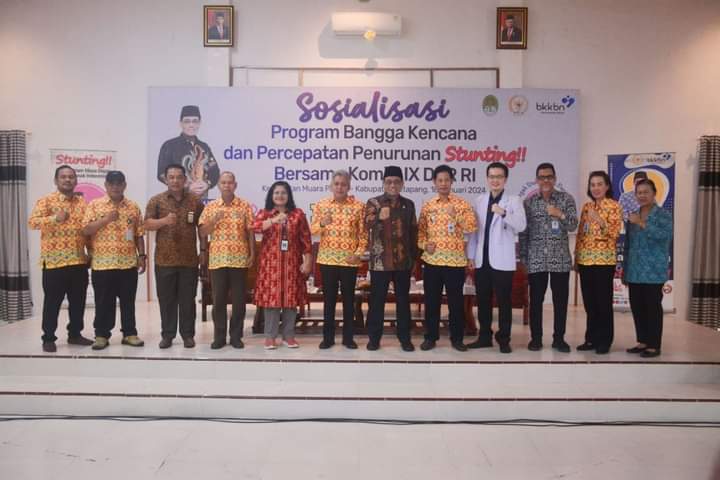 Asisten II Setda Ketapang Buka Sosialisasi Penguatan Program Bangga Kencana