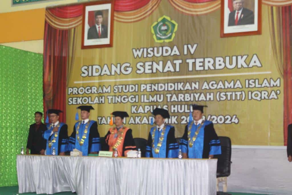 Kapten Arm Supratno Wakili Dandim 1206/Putussibau Hadiri Acara Wisudawan STIT IQRA Kapuas Hulu 2023/2024