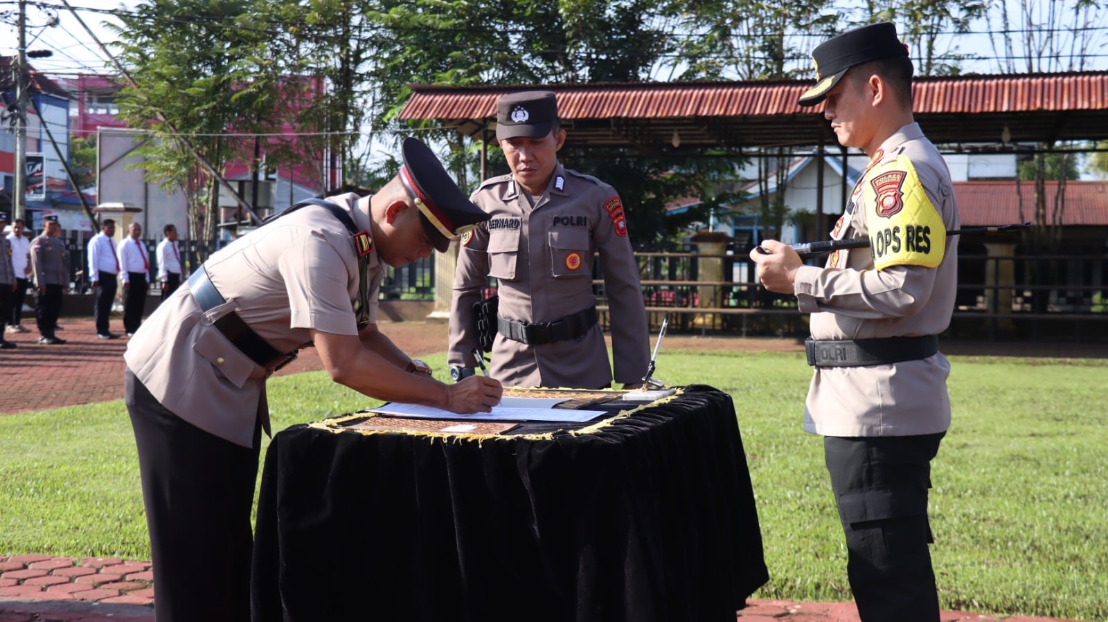 Kapolres Kapuas Hulu Pimpin Sertijab Kasat Hingga Kapolsek Jajaran
