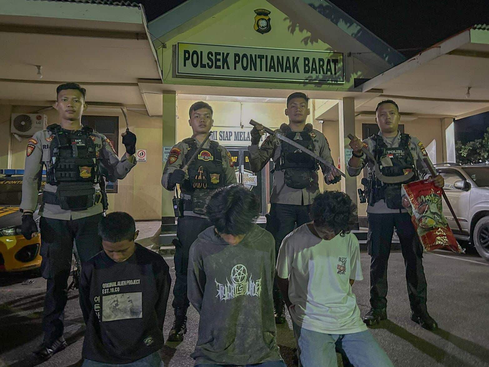 Hendak Tawuran Karena Dendam, Tiga Remaja Bersajam Ditangkap Polisi