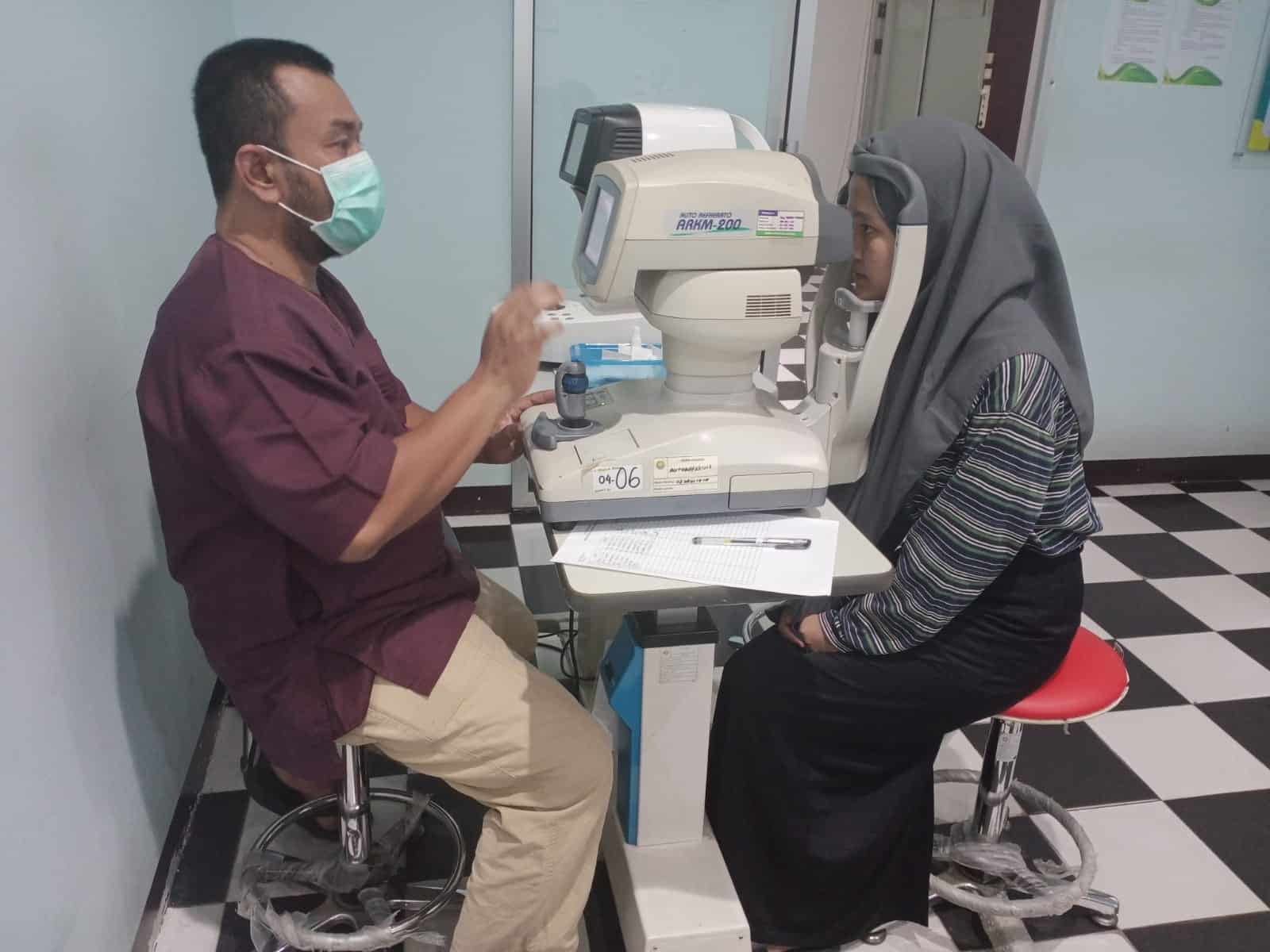 PSC dan BKMM Fasilitasi Periksa Mata Gratis Anak Panti Asuhan