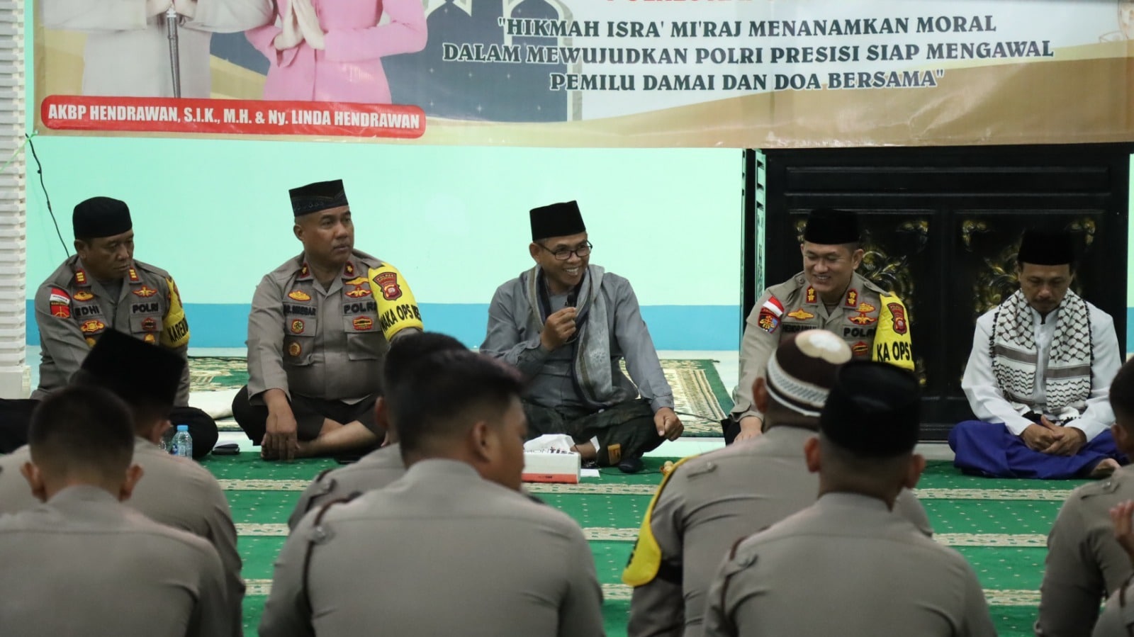 Kapolres Hendrawan Hadiri Peringatan Isra Mikraj di Masjid Wira Pratama