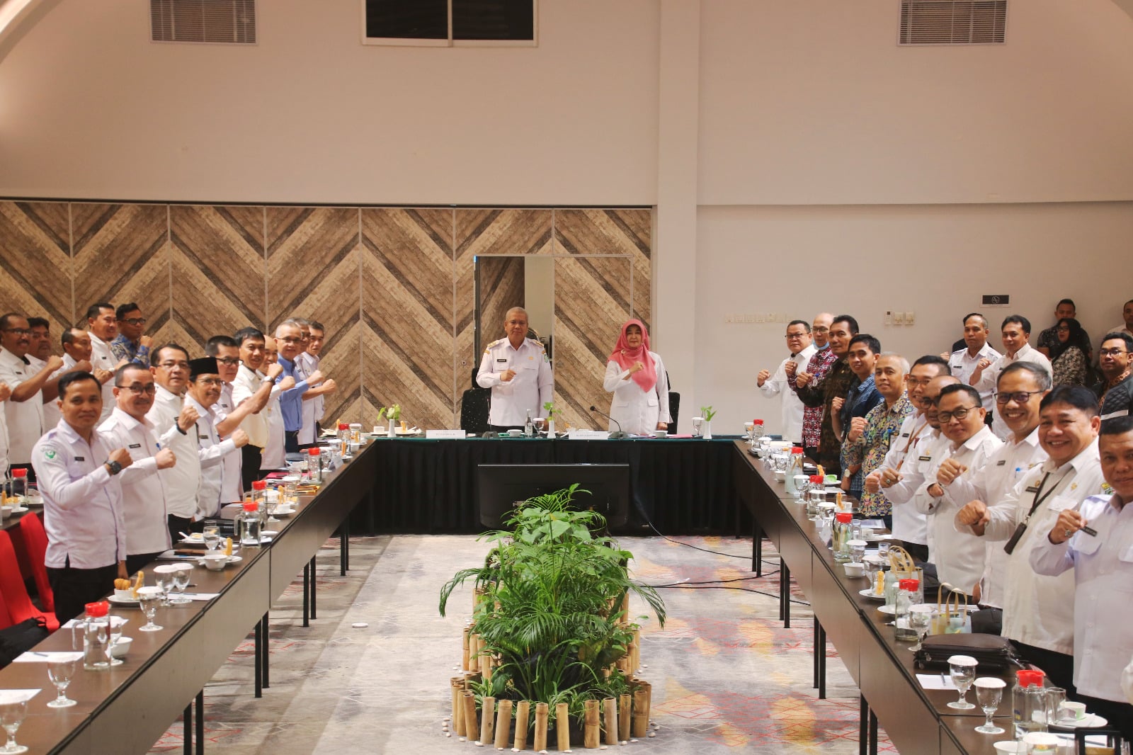 Harisson Pimpin High Level Meeting Penurunan Angka Kemiskinan Ekstrem dan Stunting Kalbar