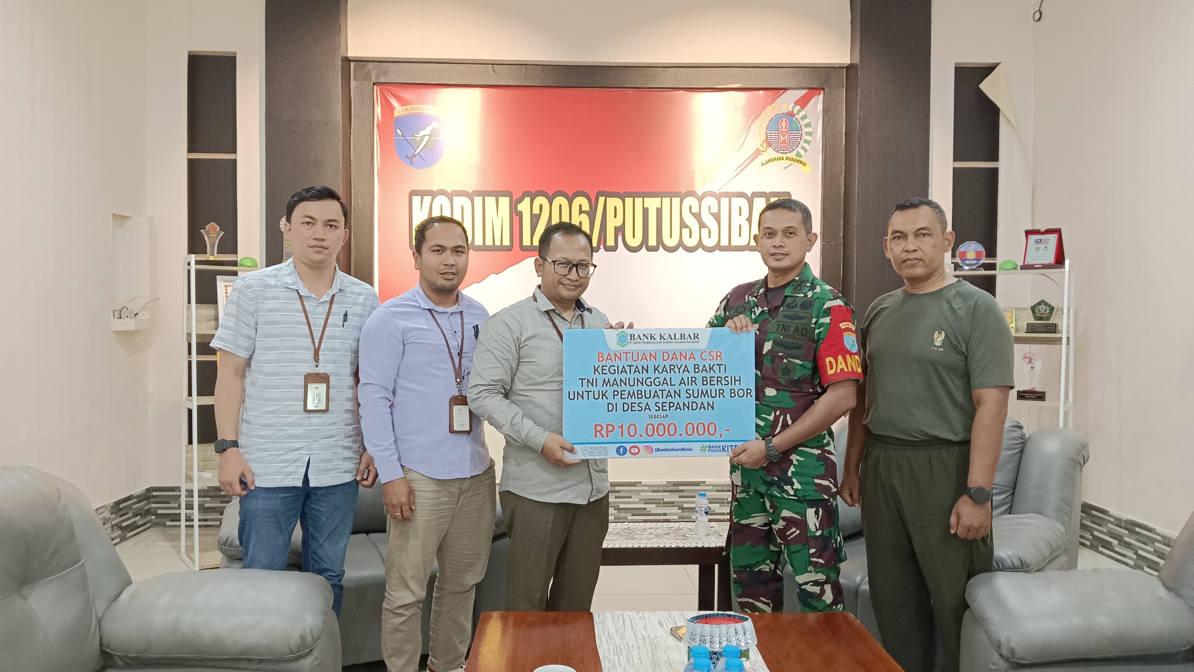 Kodim Putussibau Terima Bantuan Dana CSR Pembuatan Sumur Bor dari Bank Kalbar Cabang