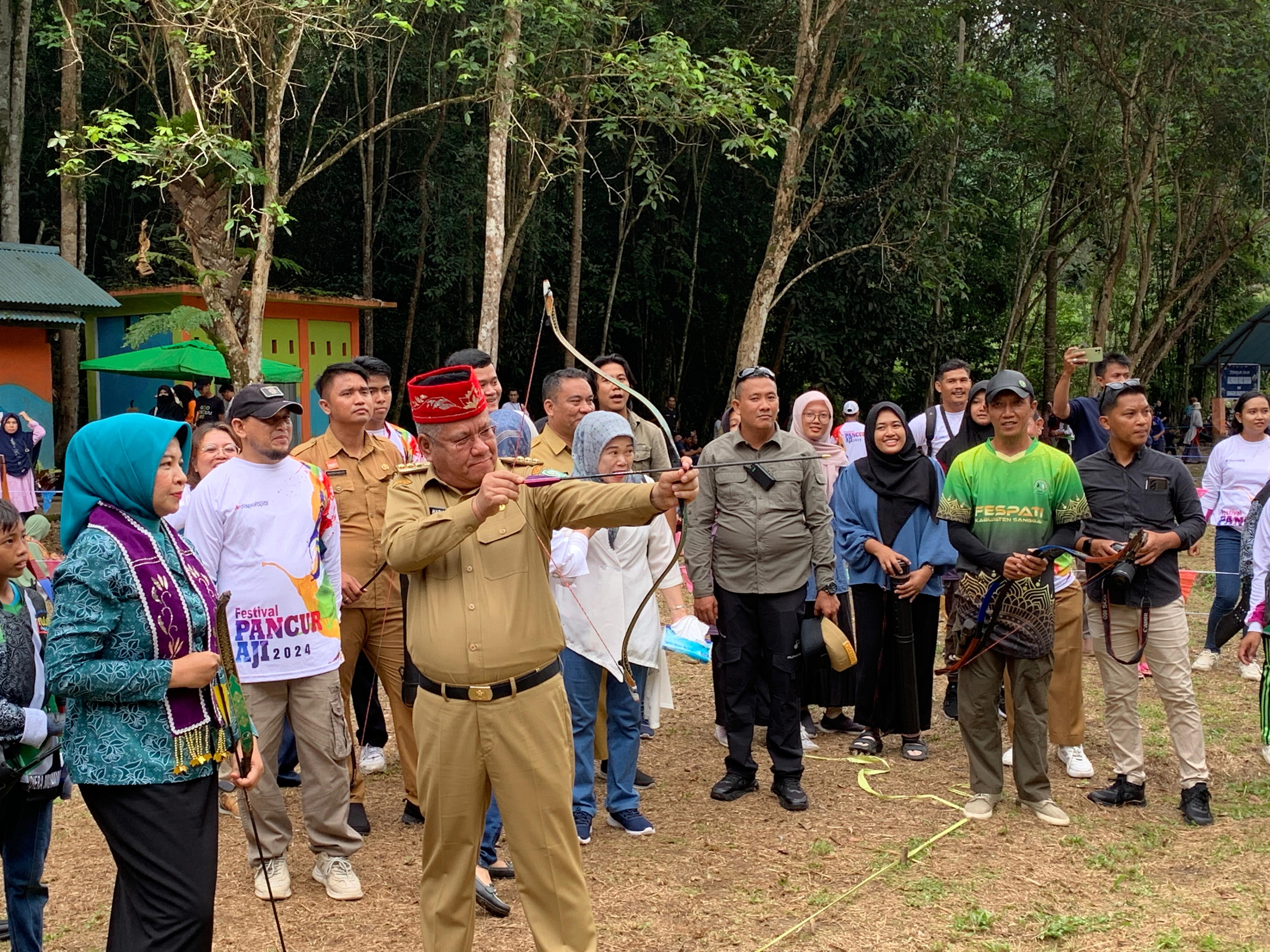 Punya Ciri Khas, Pemprov Kalbar Dorong Pancur Aji Bisa Jadi Traditional Sports Tourism