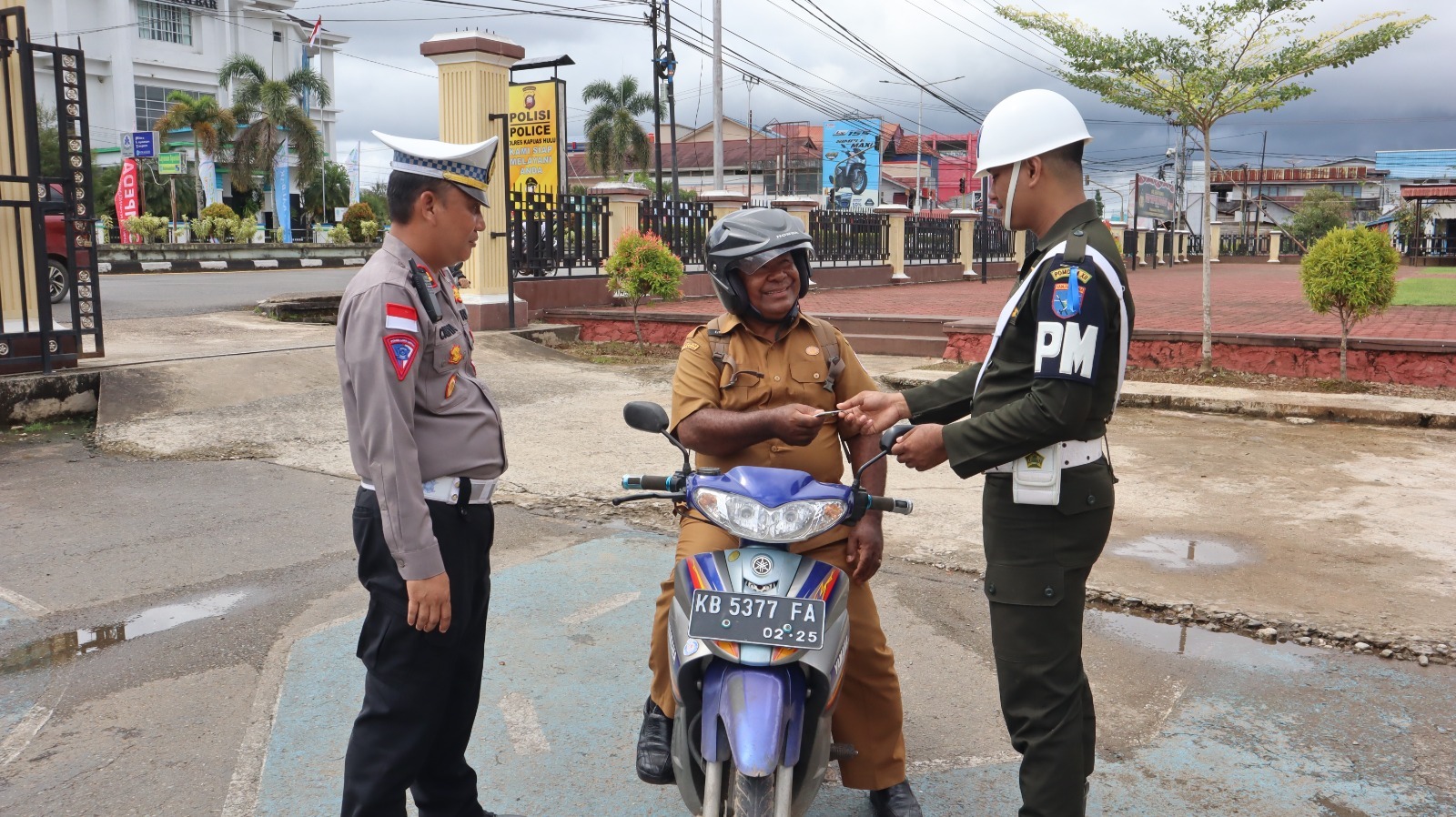 Ops Keselamatan Kapuas 2024, Satlantas Polres Kapuas Hulu Lakukan Pendekatan Simpatik, Persuasif dan Humanis