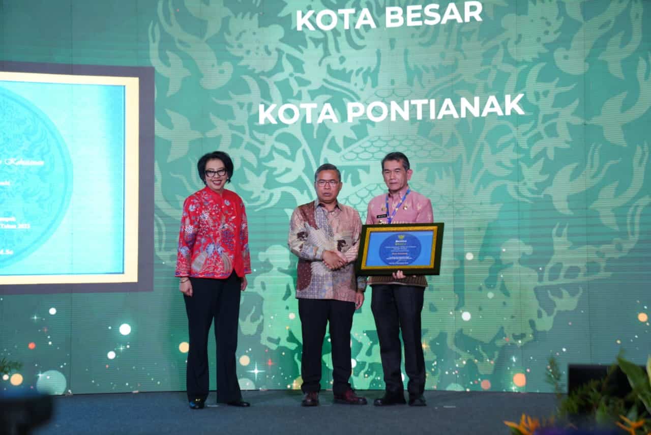 Kota Pontianak Kembali Raih Sertifikat Adipura dari Kementerian LHK RI