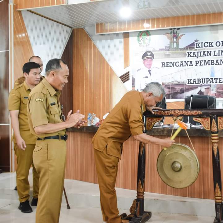 Bupati Ketapang Buka Kick Off Penyusunan KLHS-RPJMD Tahun 2025 - 2029