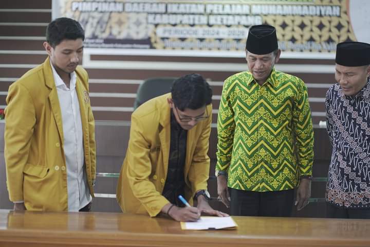 Wabup Farhan Hadiri Pengukuhan Ikatan Pemuda Muhammadiyah Ketapang Periode 2024 - 2026