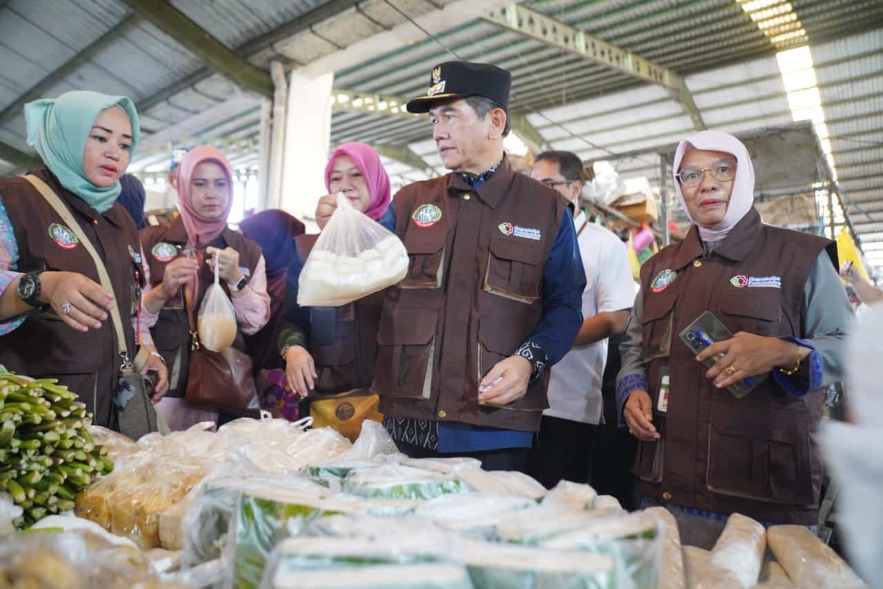 Tim Pengawasan Terpadu: Uji Sampel 17 Produk Olahan di Pasar Flamboyan Negatif Formalin dan Boraks