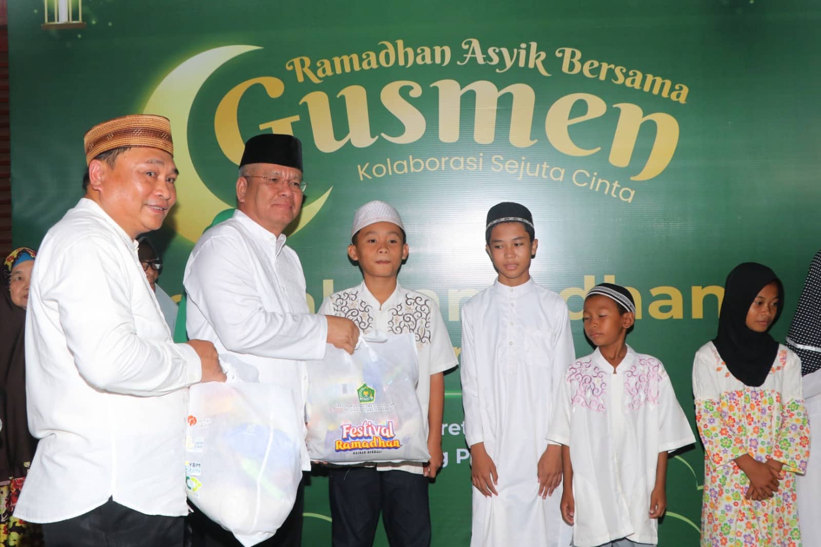 Pj Gubernur Harisson bersama Istri Hadiri Festival Ramadhan Kemenag RI di Kampung Caping Pontianak