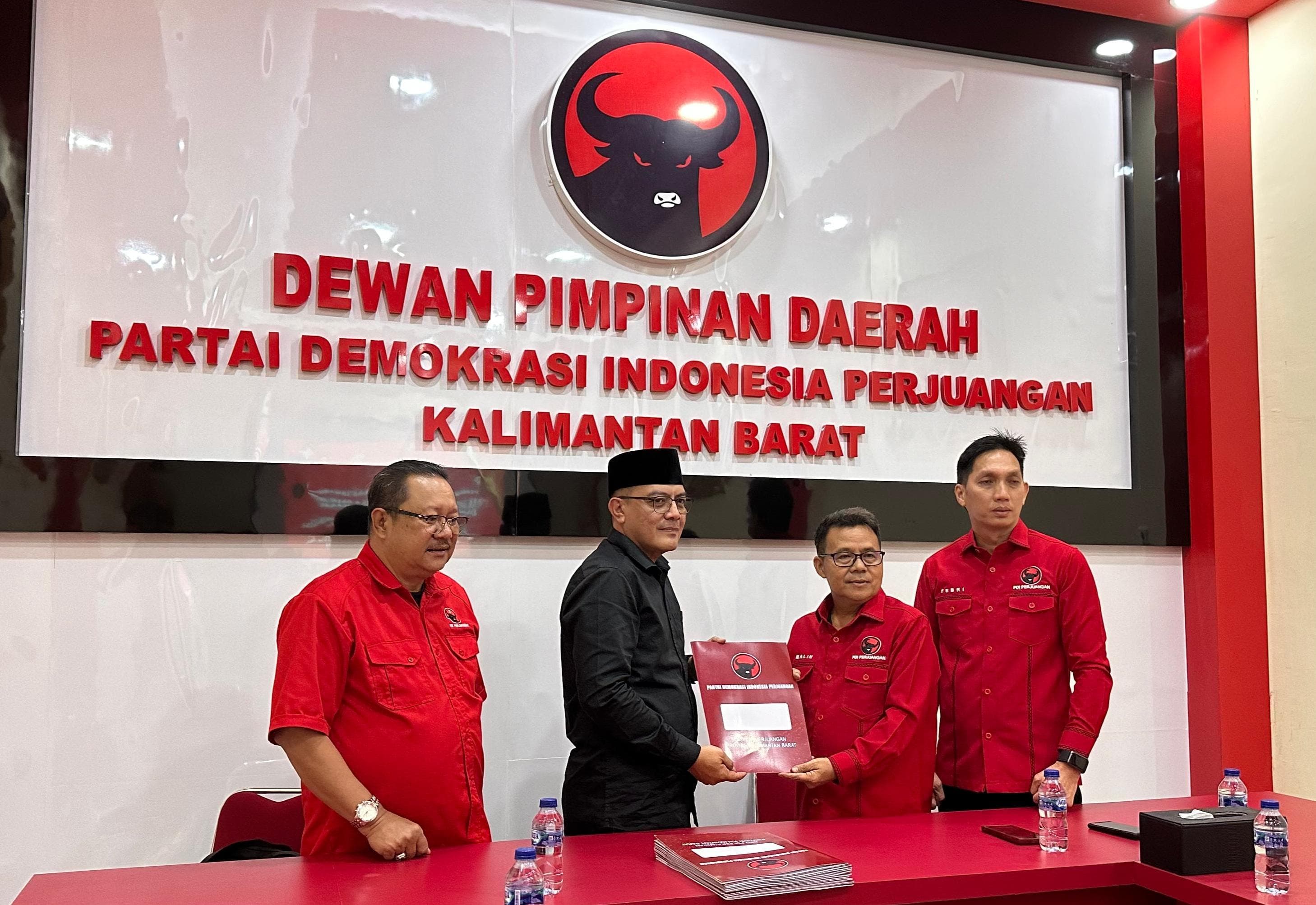 Sutarmidji Jadi Orang Pertama yang Daftar Calon Gubernur Kalbar ke PDIP