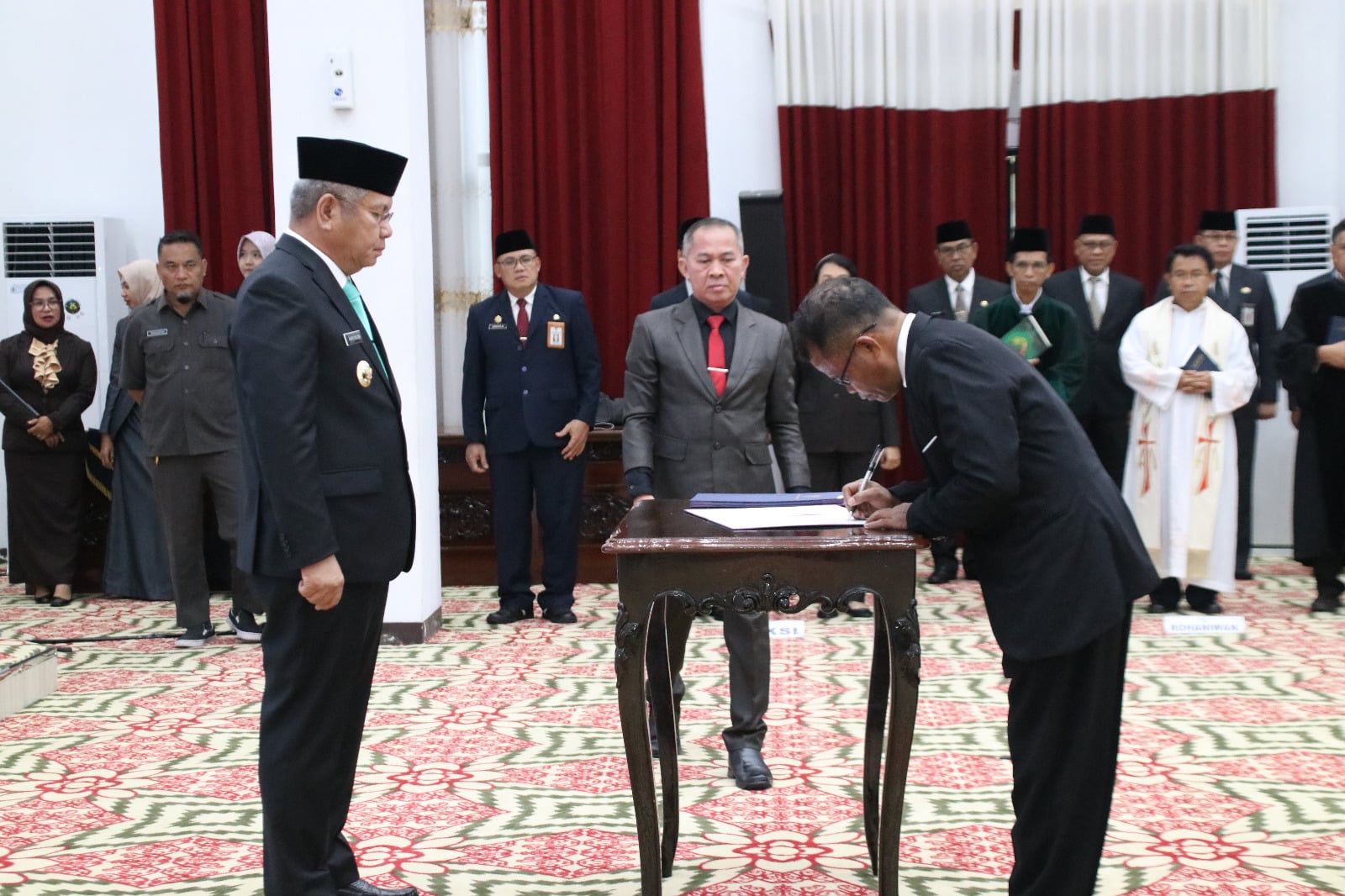 Lantik 110 PPPK Tenaga Fungsional dan Guru, Harisson: Bekerja dengan Profesional