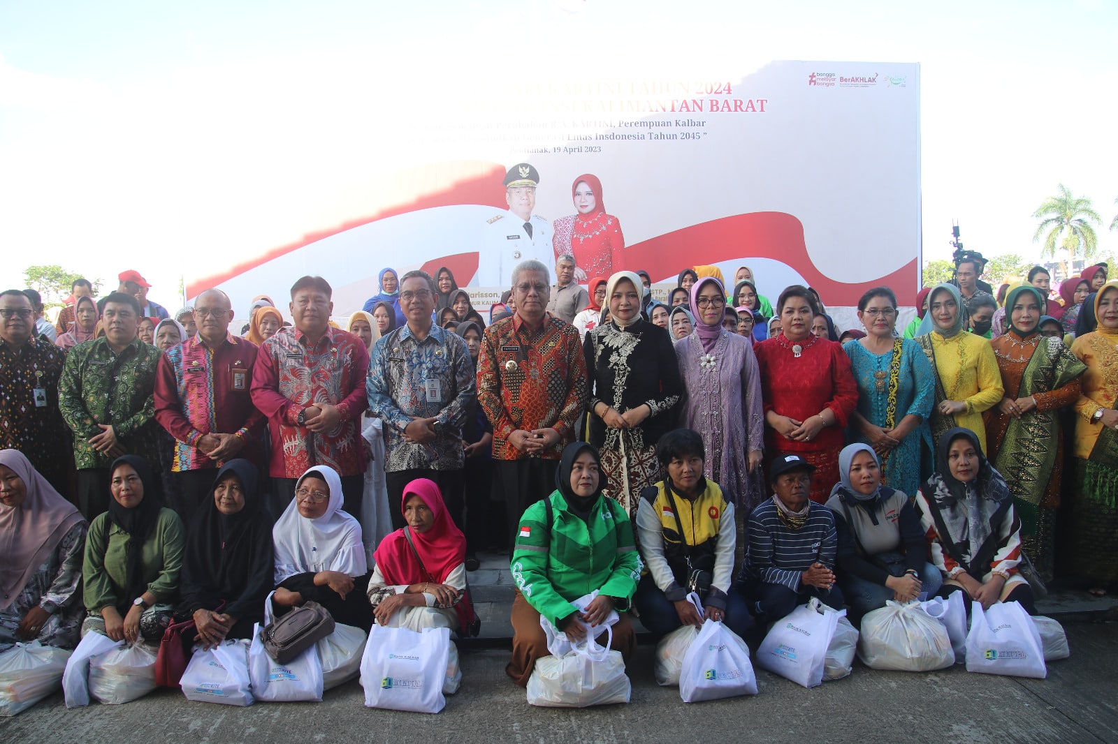 Harisson Sebut Perempuan Sebagai Pilar Penting Dalam Menyiapkan Generasi Emas Indonesia 2045