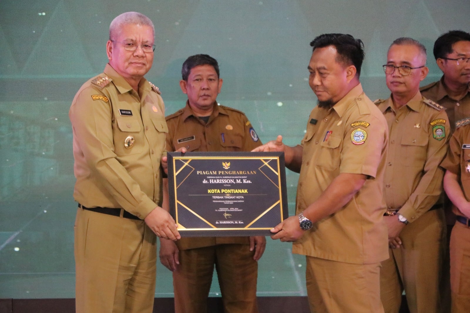 Pontianak Sabet Penghargaan Pembangunan Kota Terbaik Tingkat Provinsi Kalbar