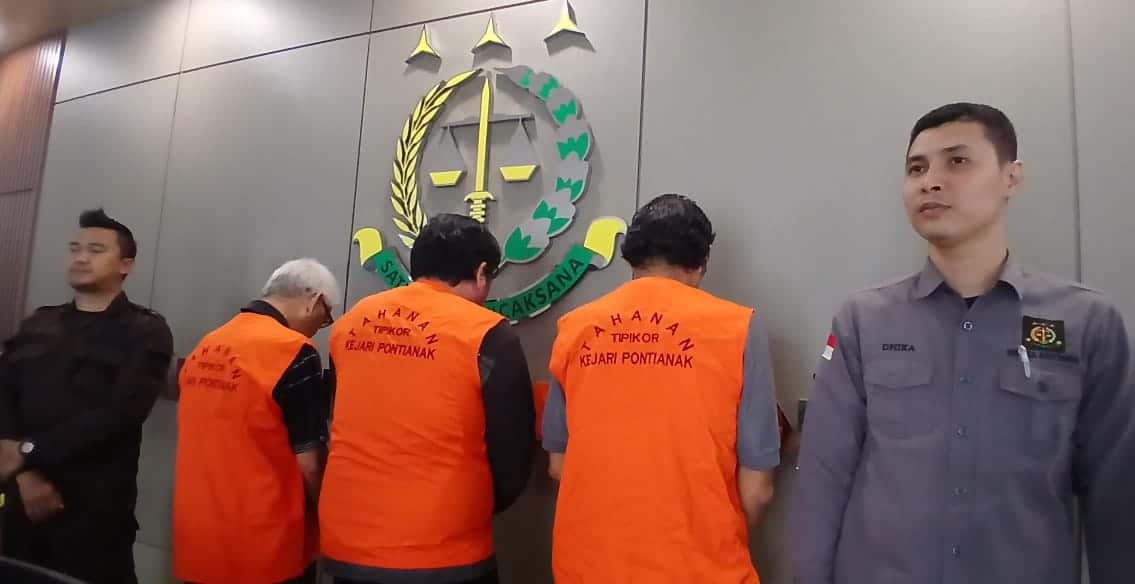 Tim Kejati Kalbar Eksekusi Tiga Koruptor Kredit Macet BNI 46 Pontianak