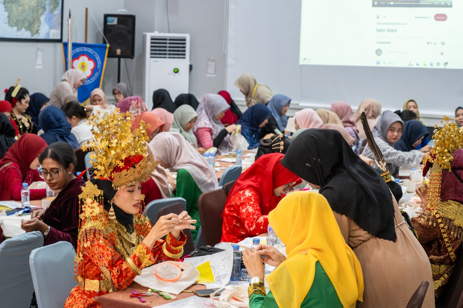 Sulaman Benang Asa: Mengukir Keindahan dalam Perayaan Hari Kartini