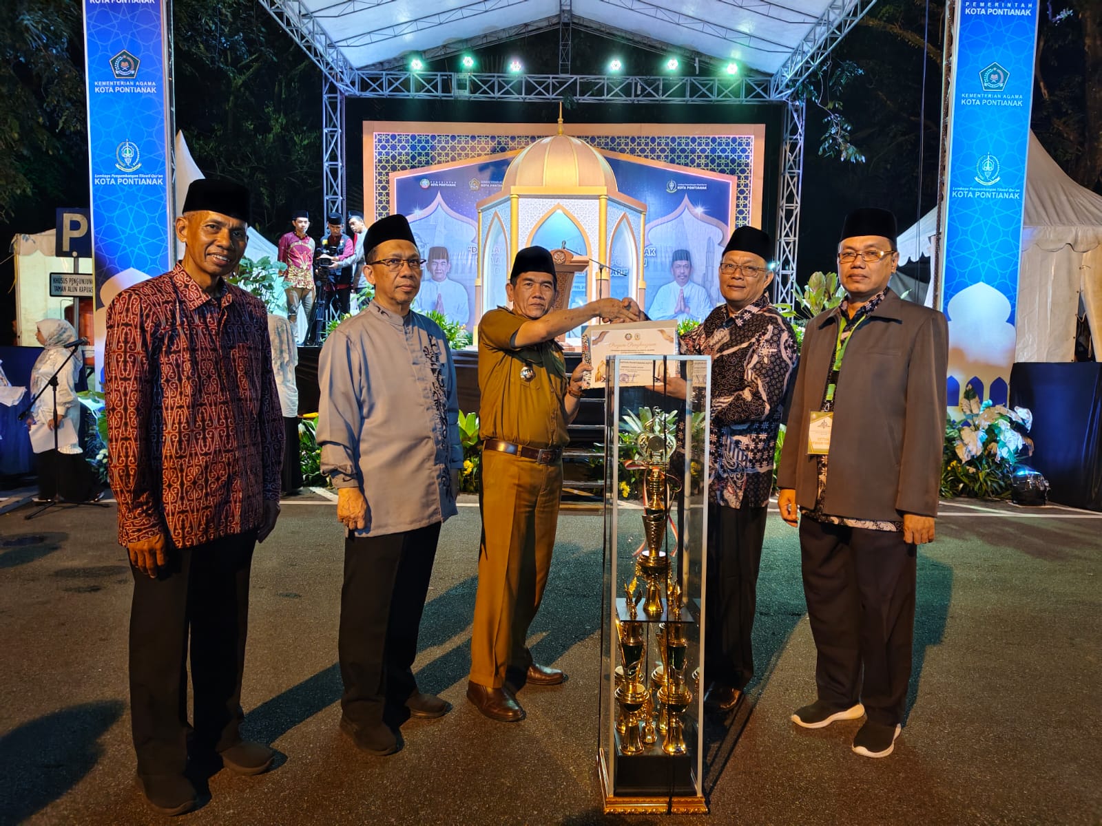 Selamat, Kecamatan Pontianak Kota Sabet Juara Umum MTQ XXXII Tingkat Kota