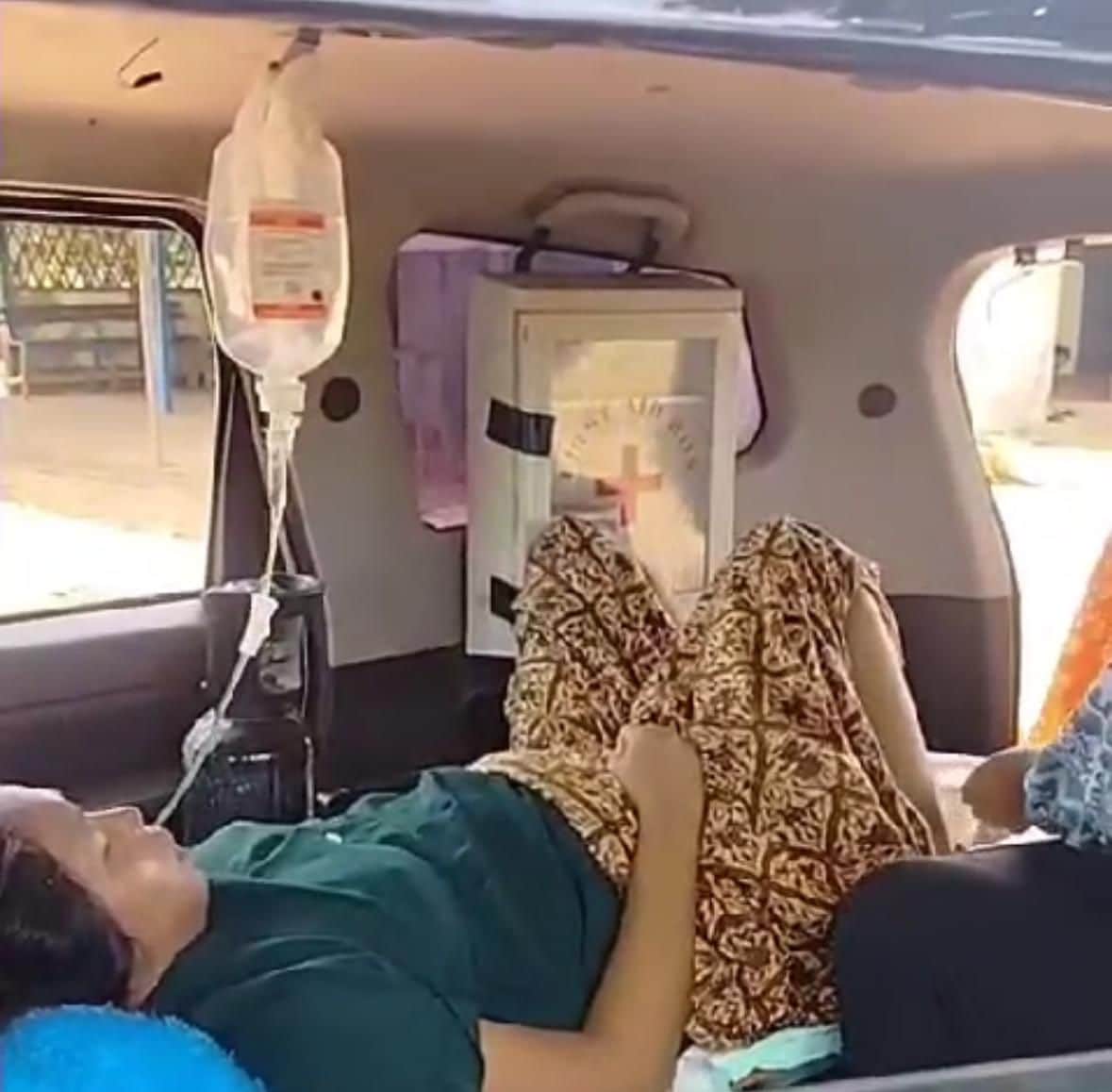 Jalan Rusak Parah, Ibu Asal Kendawangan Melahirkan di Tengah Jalan