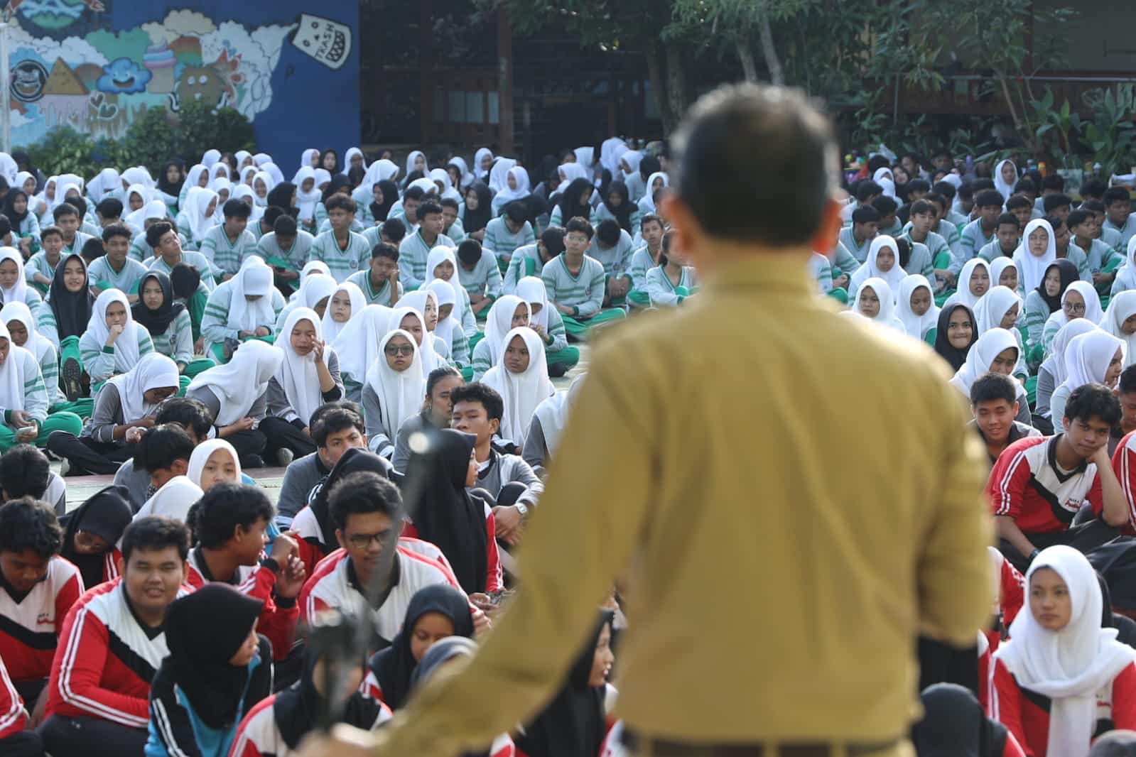 Pj Wali Kota Imbau Sekolah Gelar Acara Perpisahan Secara Sederhana