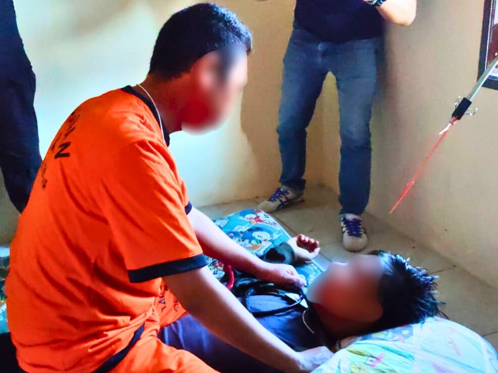 Polres Kubu Raya Gelar Reka Adegan Detik-detik Pembunuhan Fitri Amalia di Gang Limbung