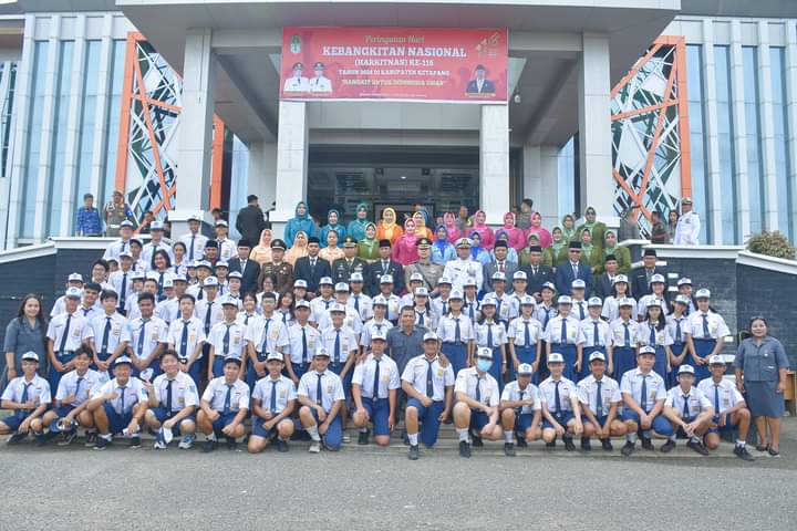 Jadi Irup Peringatan Harkitnas 2024, Wabup Ketapang Bacakan Sambutan Menteri Kominfo RI