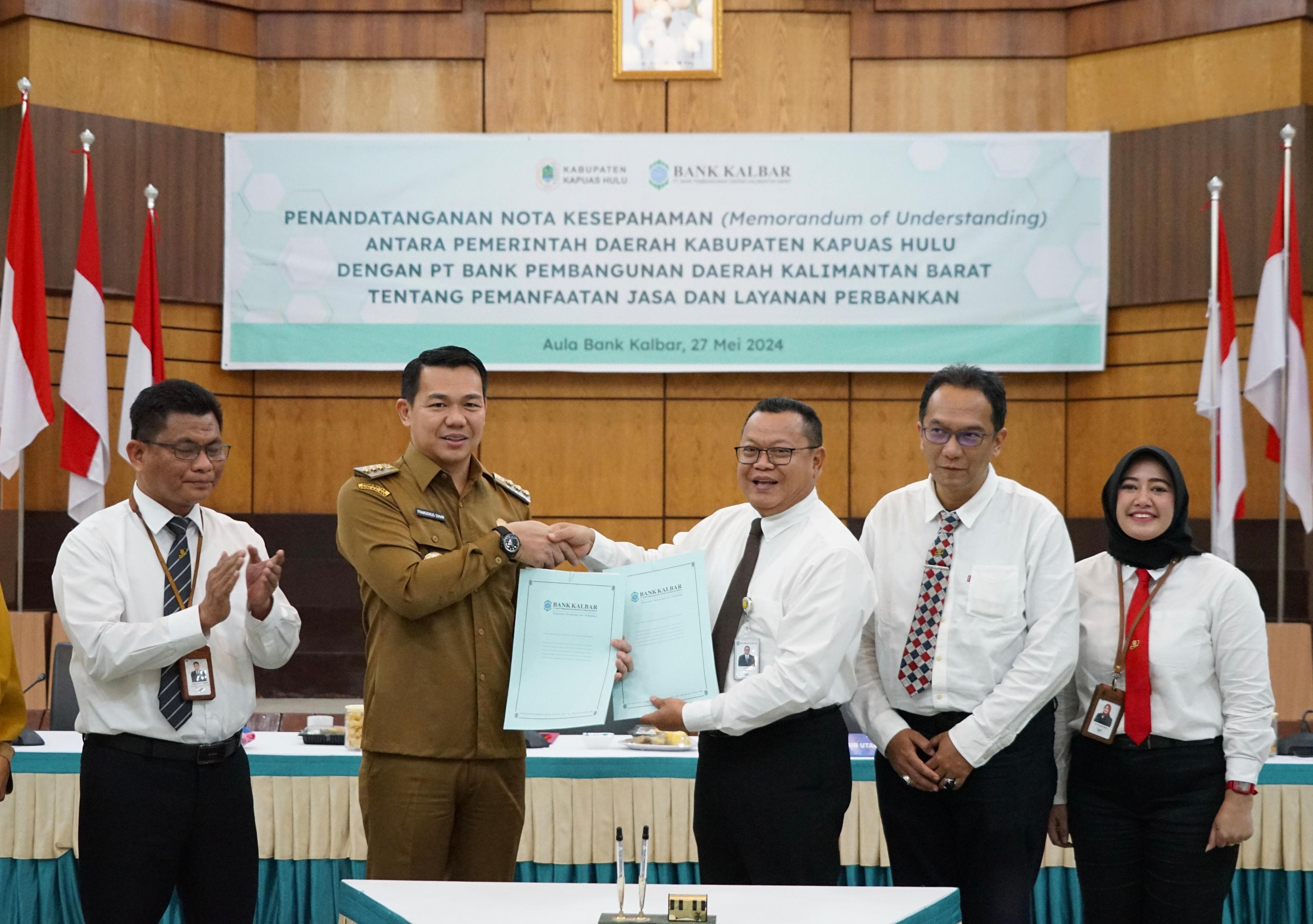 Bank Kalbar Teken MoU dengan Pemerintah Kabupaten Kapuas Hulu