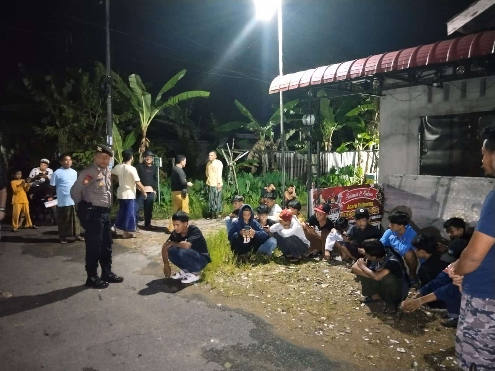 Miris, 16 Anak di Pontianak Ditemukan Polisi Ngelem dan Nyabu Bareng