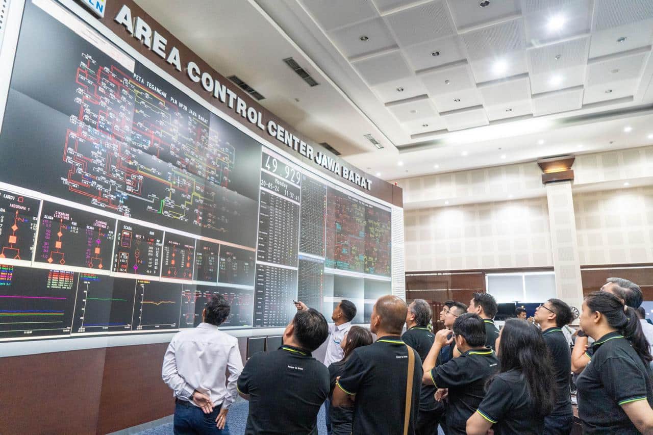 Perkuat Kelistrikan Perbatasan Malaysia, PLN Gelar Komite Operasi ke-23 Bersama SEB Serawak