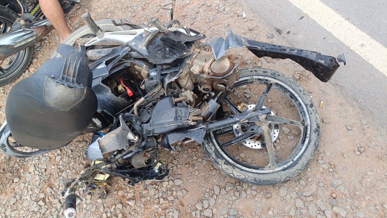 Lakalantas di Kecamatan Marau Ketapang, Seorang Pengendara Sepeda Motor Tewas Tertabrak Bus PT Cargill