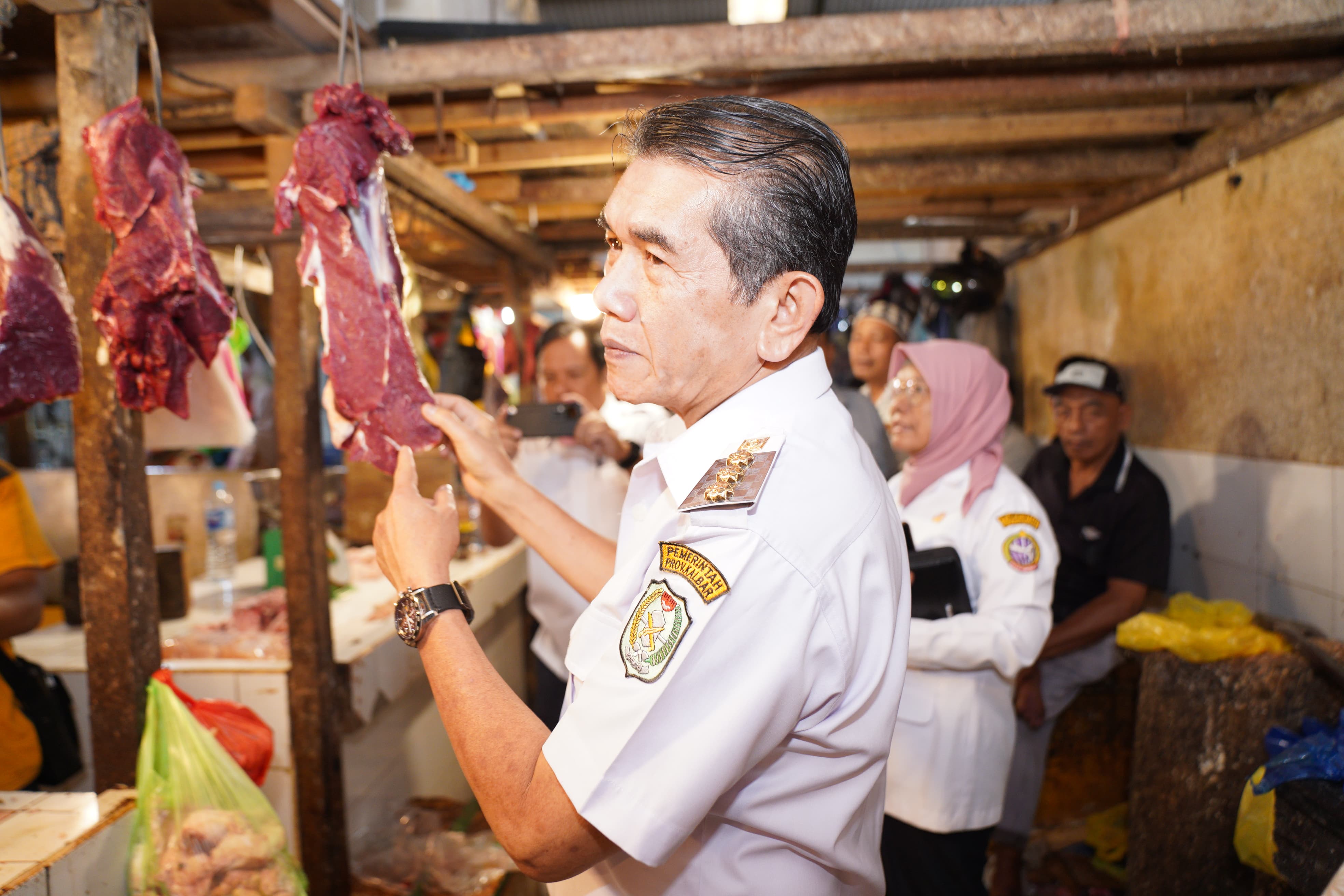 Satgas Pangan Pontianak Turun Pantau Pasar, Sejumlah Komoditas Turun Harga