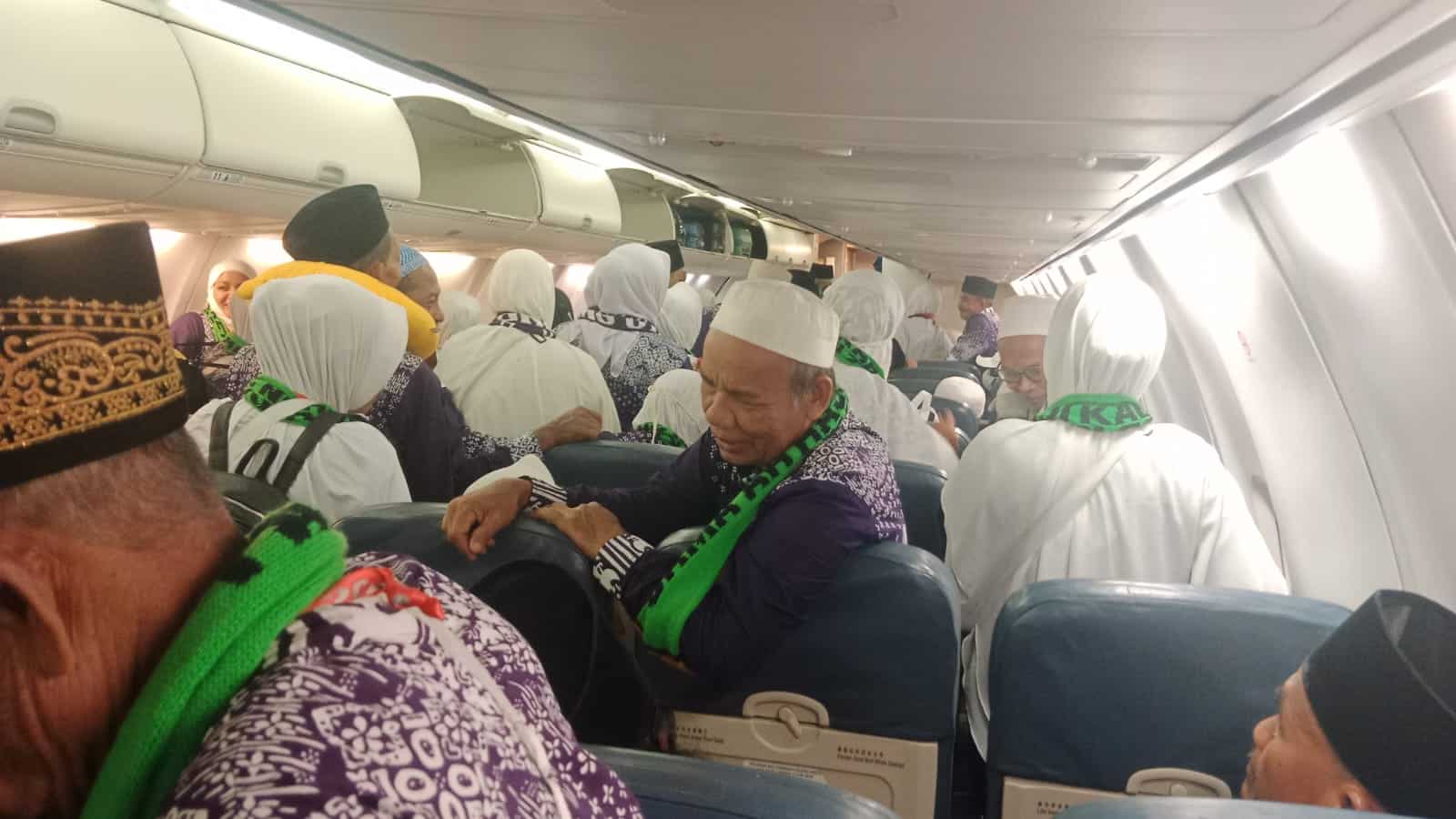 Lapor! 75 CJH Kayong Utara Kini Menuju Batam