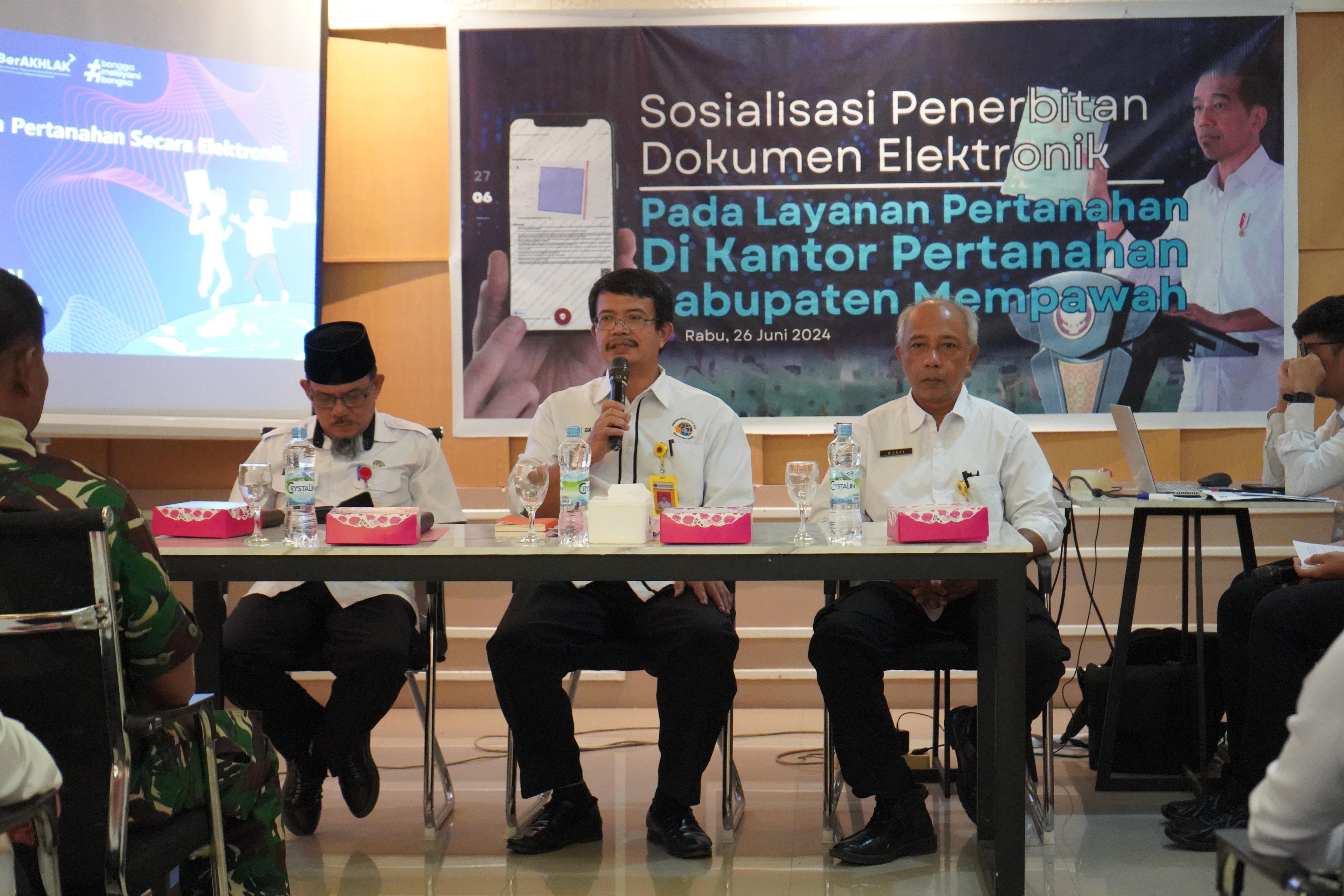 Kantah Mempawah Gelar Sosialisasi Penerbitan Dokumen Elektronik