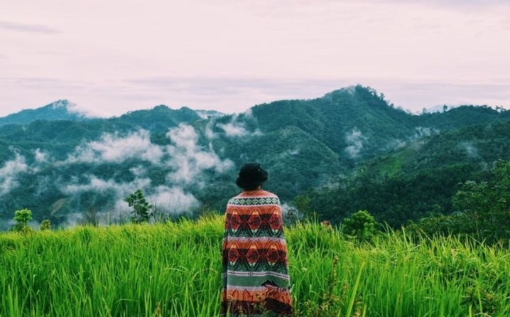 Menemukan Keindahan Alam di Bukit Bakmunt: Surga Tersembunyi di Kalimantan Barat