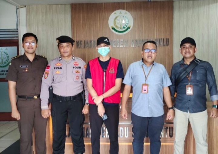 Tersangka Korupsi Dana Desa Tekalong Dipindahkan ke Rutan Kelas 2 Pontianak