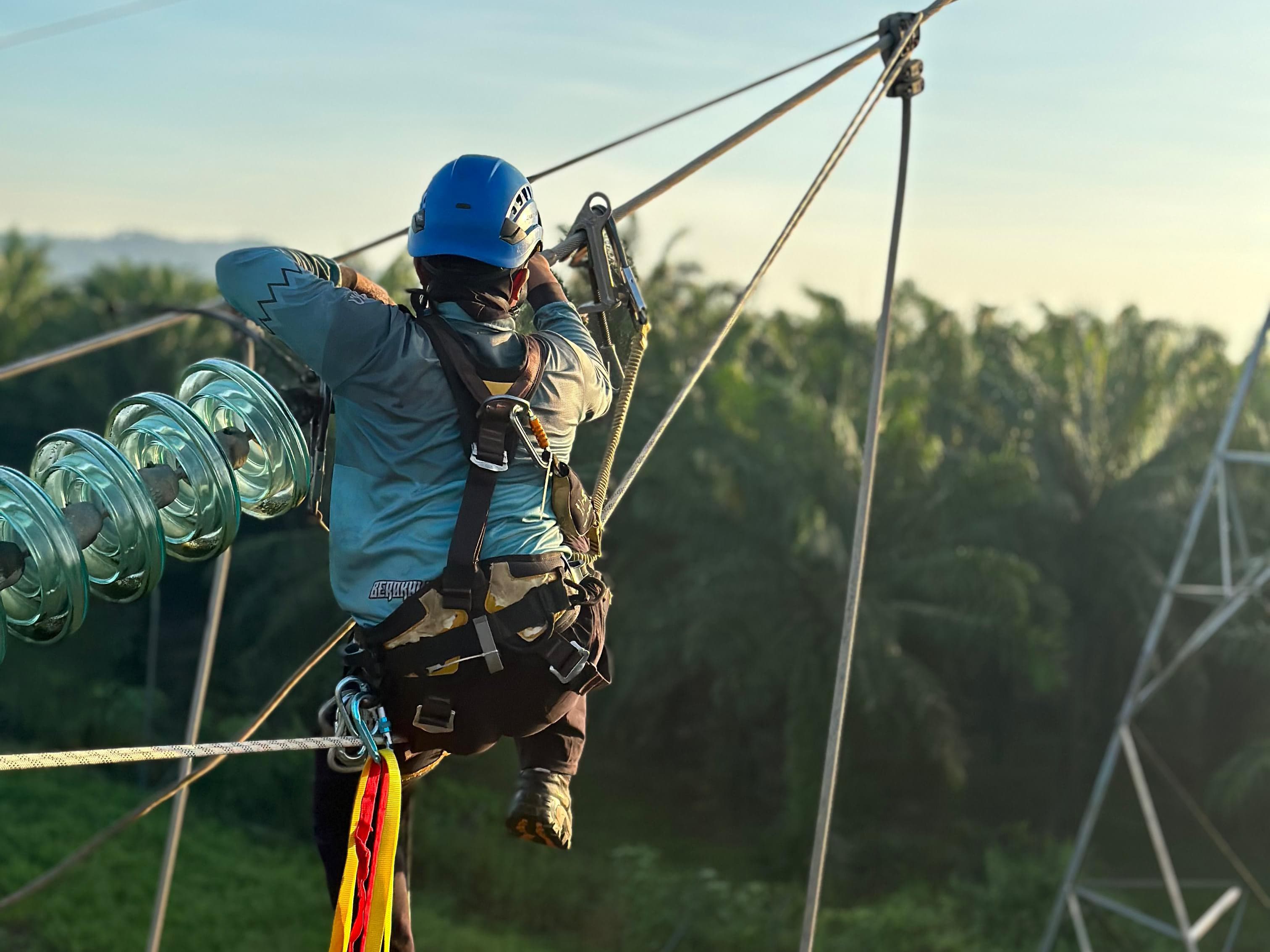 Siapkan Listrik Andal Jelang Idul Adha, PLN Gerak Cepat Perbaiki Potensi Gangguan di Gardu Induk Pelaihari