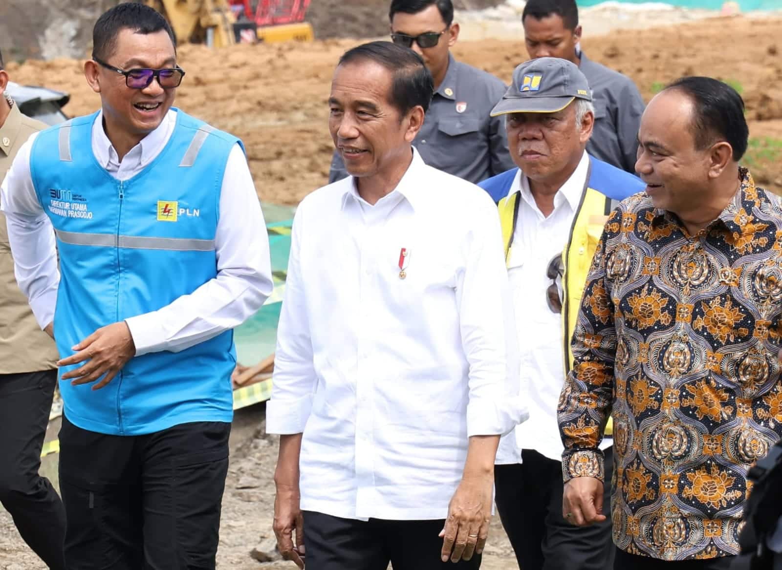 Presiden Jokowi Tandai Pembangunan PLN Hub, Pusat Ekosistem Transisi Energi dan Layanan Digital di Jantung IKN
