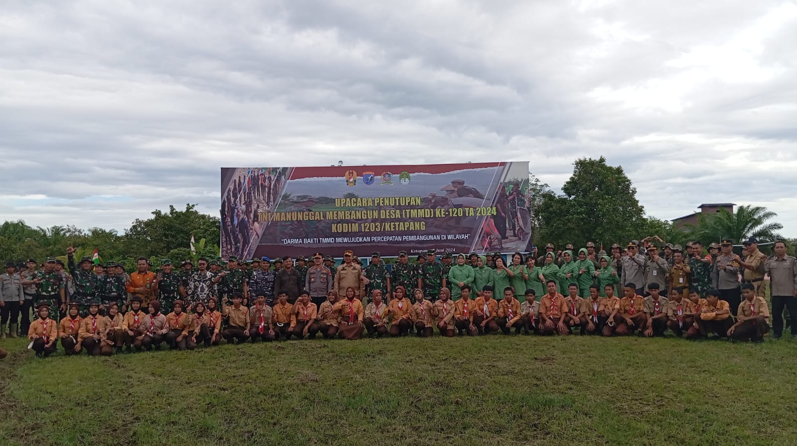 Tutup TMMD ke-120 di Ketapang, Irdam XII/Tpr Harap Kerja Sama TNI dan Pemda Terus Berlanjut